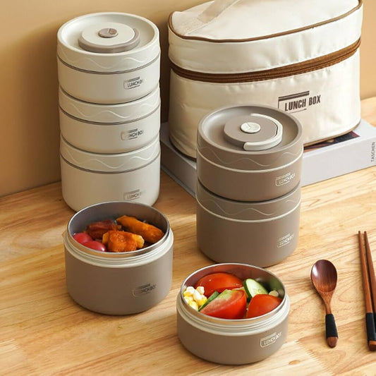 bento isotherme utilisé au bureau ou en pique-nique